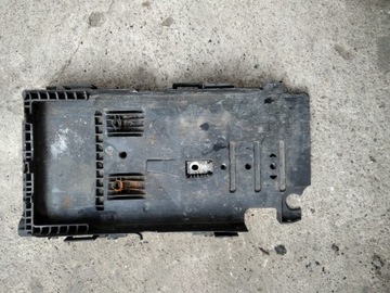 Ford Mondeo MK4 Lift podstawa akumulatora uchwyt