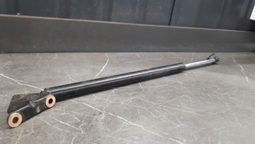 68960-44010 VZPĚRA/TLAKOVAČ KRYT KUFRU FORD B-MAX