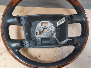 TOUAREG 7L FACELIFT 2.5TDI VOLANT DŘEVO + KŮŽE