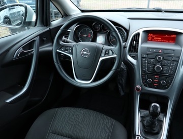 Opel Astra J Sports Tourer Facelifting 1.7 CDTI ECOTEC 110KM 2014 Opel Astra 1.7 CDTI, Salon Polska, Klima, Tempomat, zdjęcie 6