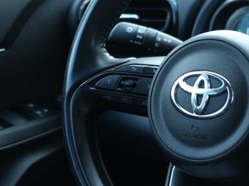 Toyota 2022 Toyota Yaris Cross 1.5 VVT-iE, Salon Polska, zdjęcie 19