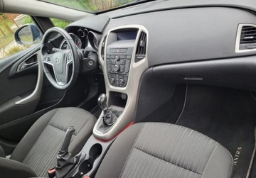 Opel Astra J Hatchback 5d 1.6 Twinport ECOTEC 115KM 2011 Opel Astra Opel Astra 1.6 115PS Dobre wyposazenie Kola Lato Zima 1.6, zdjęcie 23