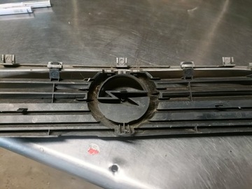 MASKA MŘÍŽKA OPEL VECTRA B