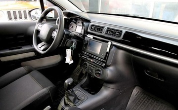 Citroen C3 III Hatchback Facelifting 1.2 PureTech 83KM 2023 Citroen C3 1.2 PureTech You 83KM Manual Gwarancja od RiA 1.2 83KM, zdjęcie 13