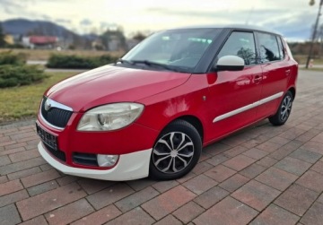 Skoda Fabia II Hatchback 1.4 i 16V 85KM 2008 Skoda Fabia Super stan techniczny 1.4 Benzyna 86KM