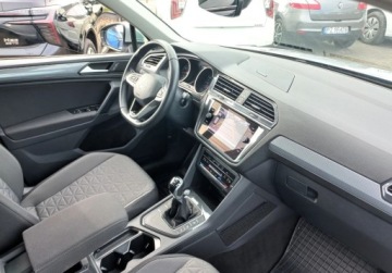 Volkswagen Tiguan II SUV Facelifting 1.5 TSI 150KM 2023 Volkswagen Tiguan 1,5 TSI 150kM Life Skrzynia manualna Salon Polska Serwis, zdjęcie 8