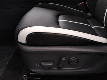 Kia Sportage V 2025 KIA Sportage 1.6 T-GDI HEV GT Line 2WD aut Suv 239KM 2025, zdjęcie 6