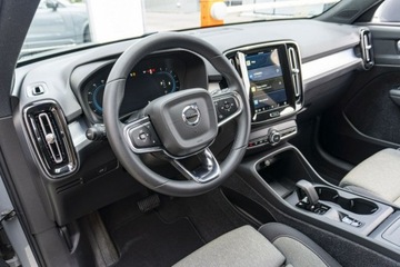 Volvo XC40 Crossover Facelifting 2.0 B4 197KM 2024 Volvo XC 40 B4 197KM FV23%, zdjęcie 10