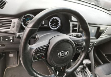 Kia Niro I Crossover 1.6 GDi Hybrid 141KM 2017 Kia Niro Kia Niro 1.6 hybryda klima kamera stan bdb gwarancja przebiegu 1.6, zdjęcie 17