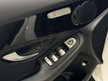 Mercedes GLC C254/X254 2022 Mercedes-Benz GLC 200 4-Matic Kamera cofania Asystent parkowania Nawiga, zdjęcie 19