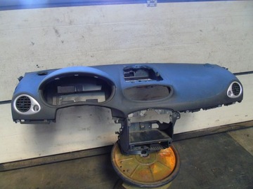 DESKA KOKPIT RENAULT CLIO III