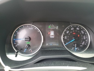 Toyota RAV4 V SUV 2.5 Hybrid Dynamic Force 218KM 2022 Toyota RAV4 2022 TOYOTA RAV4 LE 2.5 Hybryda 219KM, zdjęcie 8