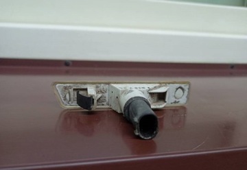 BMW E36 X5 E53 SMĚROVKA SMĚR BLIKAČ PRAVÝ W BLATNÍK