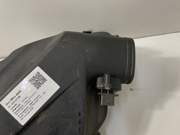 7577455 POUZDRO FILTRU VZDUCHU XDRIVE 50 I 300 2012 BMW X5 (E70)