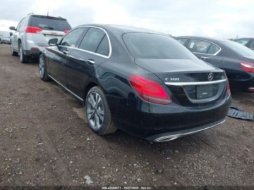 Mercedes Klasa C W205 2020 Mercedes-Benz Klasa C MERCEDES-BENZ C 300 2.0 Benzyna 255KM, zdjęcie 3