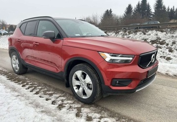 Volvo XC40 2021 Volvo XC 40 Volvo XC 40 T5 AWD Momentum 2.0 Benzyna 247KM, zdjęcie 1