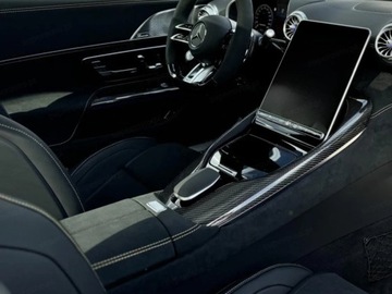 Mercedes AMG GT C190 Coupe 4d Facelifting 4.0 63 585KM 2024 MERCEDES-BENZ AMG GT 63 4Matic+ Coupe 4.0 (585KM) 2024, zdjęcie 10