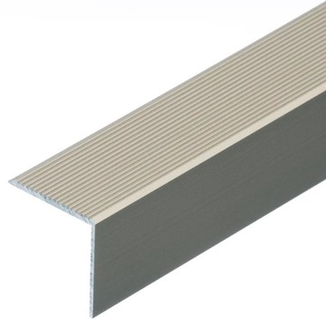 Profil schodowy ryflowany CEZAR 30x30mm 3m Szampan