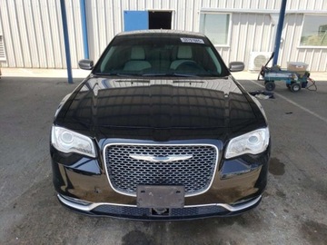 Chrysler 300C II 2017 Chrysler 300C Platinum 2017 5.7l 5.7 Benzyna 363KM, zdjęcie 5