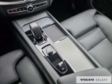 Volvo XC60 II 2025 Volvo XC 60 FV23 Plus Dark B5 250KM AWD ACC BLIS K, zdjęcie 31