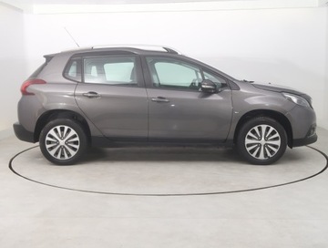Peugeot 2008 I SUV Facelifting 1.6 BlueHDi 99KM 2018 Peugeot 2008 1.6 BlueHDi, Navi, Klima, Tempomat, zdjęcie 5