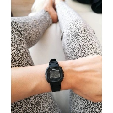 ZEGAREK NA KOMUNIĘ CASIO LA-20WH-1BDF + BOX + GRAWER