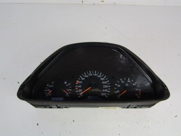 E W210 PŘÍSTROJOVÁ DESKA BUDÍKY 2,0 186KM M111947 MANUÁLNÍ 95-