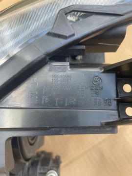 NISSAN PULSAR PRAVÁ PŘEDNÍ SVĚTLO EVROPA