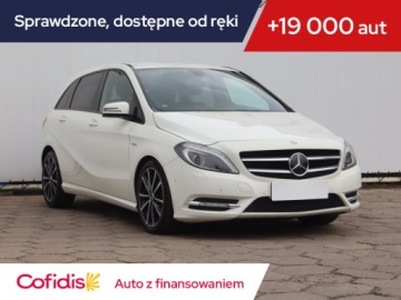 Mercedes Klasa B W246 Sports Tourer 180 CDI BlueEFFICIENCY 109KM 2011 Mercedes B B 180 CDI, Skóra, Xenon, Bi-Xenon