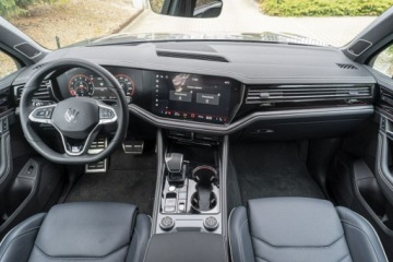 Volkswagen Touareg III SUV Facelifting 3.0 V6 TSI 340KM 2024 Volkswagen Touareg R-Line 3.0 V6 TFSI 4Motion, zdjęcie 18