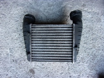 CHLADIČ INTERCOOLER VW PASSAT B5 FL FACELIFT 1.9 TDI 8D0145805