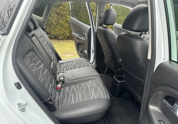 Kia Venga Mikrovan 1.4 DOHC CVVT 90KM 2015 Kia Venga 1.4 90KM Navi Climatronic Kamera KEY Bezwypadkowy Dla wymagajacy, zdjęcie 21