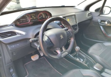 Peugeot 2008 I SUV Facelifting 1.2 PureTech 110KM 2019 Peugeot 2008 Peugeot 2008 PureTech 110 StopampStart EAT6 GT-Line Edition, zdjęcie 10