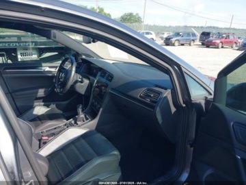 Volkswagen Golf VII 2018 Volkswagen Golf R 2.0T WDDC Navigation (M6) 2018 2.0 Benzyna 292KM, zdjęcie 9