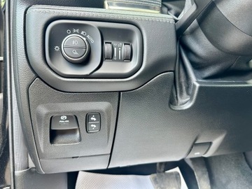 Dodge Ram V 2021 DODGE RAM 1500 LIMITED NIGHT Crew Cab 4X4 Pickup 5.7 HEMI FULL LED LPG, zdjęcie 20