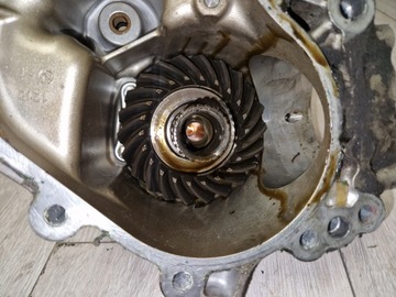 KAWASAKI GTR 1400 KARDAN PRZEKLADNIA DYFER NAPED KATOWA