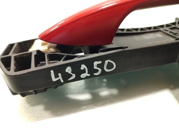 MERCEDES-BENZ C-CLASS KLIKA VNĚJŠÍ DVEŘE PŘEDNÍCH PŘEDNÍ LEVÝ 2007