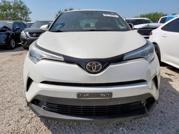 Toyota C-HR I 2018 Toyota C-HR 2018 TOYOTA C-HR XLE 2.0 Benzyna 144KM, zdjęcie 3