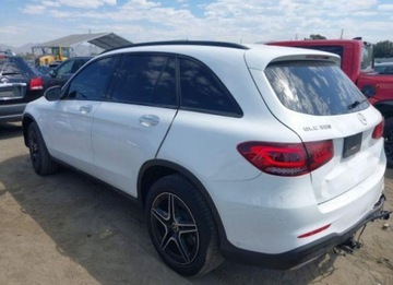 Mercedes GLC C254/X254 2022 Mercedes-Benz GLC 2022, 2.0L, od ubezpieczalni, zdjęcie 4