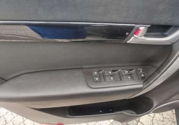 Chevrolet Captiva II SUV 3.0 V6 258KM 2012 Chevrolet Captiva 3,0V6258KMSzwajcar7 osob 3.0 Benzyna 258KM, zdjęcie 7