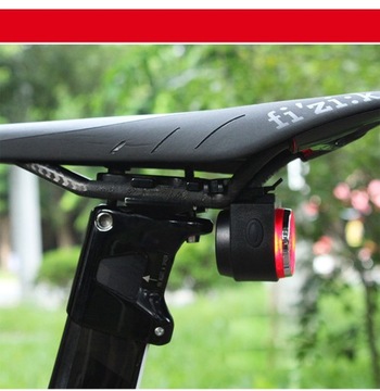 ВЕЛОСИПЕДНАЯ ЛАМПА СИГНАЛИЗАЦИЯ JET A8 ДИСТАНЦИОННОЕ УПРАВЛЕНИЕ ФУНКЦИЯ СТОП