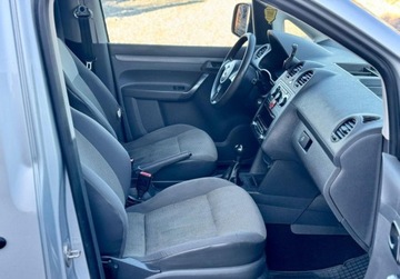 Volkswagen Caddy III Kombi Facelifting 1.6 TDI 75KM 2012 Volkswagen Caddy 1.6 TDI 1.6 Diesel 75KM, zdjęcie 7