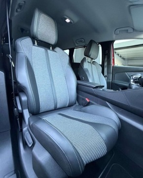 Peugeot 5008 II Crossover Facelifting 1.2 PureTech 130KM 2021 Peugeot 5008 POLIFT Kamera Cofania Benzyna Manual, zdjęcie 19