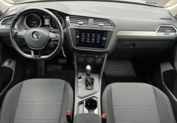 Volkswagen Tiguan Allspace SUV 2.0 TDI 150KM 2020 Volkswagen Tiguan Allspace Comfortline Pakiety, ACC, Apple CarPlay, Salon, zdjęcie 3