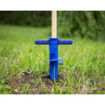 Держатель для зонта, шнек, ввинчивающаяся подставка для пляжного или садового зонта.