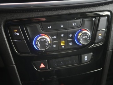 Opel Mokka I SUV 1.6 CDTI Ecotec 136KM 2016 Opel Mokka 1.6 CDTI, Skóra, Navi, Klima, zdjęcie 11