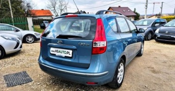 Hyundai i30 I CW Facelifting 1.6 DOHC CVVT 126KM 2010 Hyundai i30 BENZYNA KLIMATYZACJA super okazja polecamy 1.6 Benzyna, zdjęcie 13