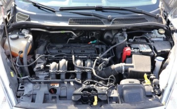 Ford Fiesta VII Hatchback 3d Facelifting 1.25 82KM 2016 Ford Fiesta Klimatyzacja, Wielofunkcyjna kierownica, Elektryczne szyby 1.2, zdjęcie 12