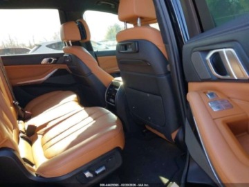 BMW X7 2021 BMW X7 xDrive40i 2021 3.0 Benzyna 335KM, zdjęcie 12