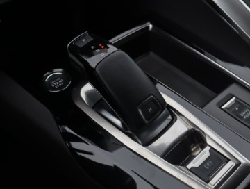 Peugeot 3008 II Crossover Facelifting  1.2 PureTech 130KM 2023 Peugeot 3008 1.2 PureTech, Salon Polska, zdjęcie 21